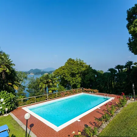With Terrace And Stunning View Vakantiehuis