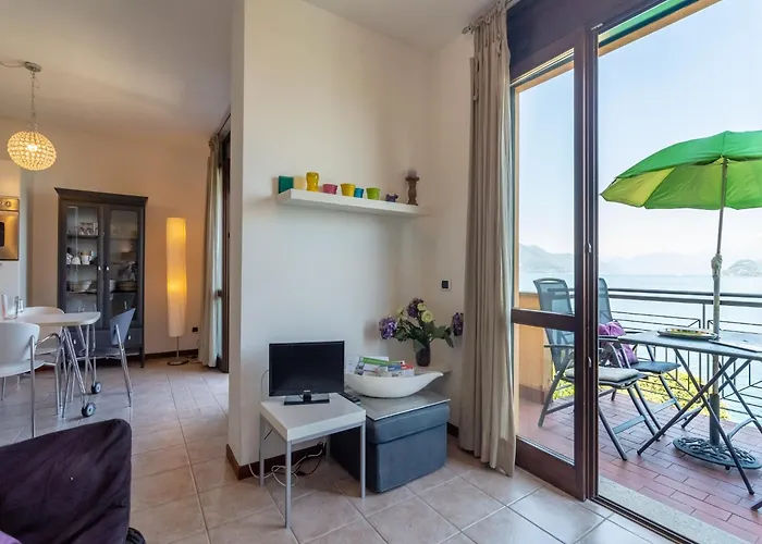 With Terrace And Stunning View 別荘 *