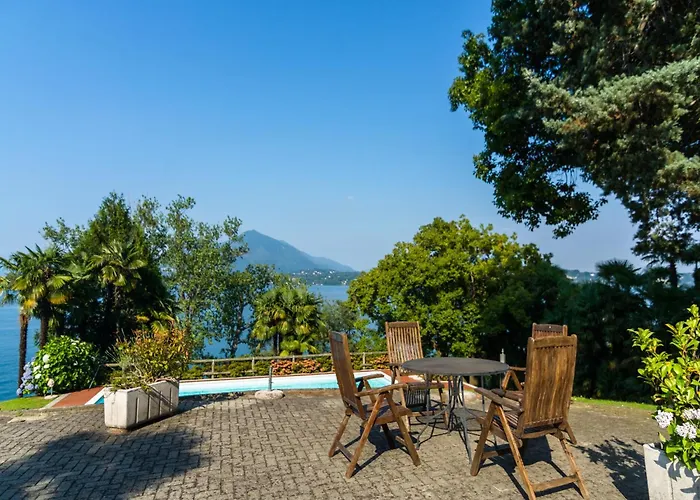 With Terrace And Stunning View 度假居 斯特雷萨