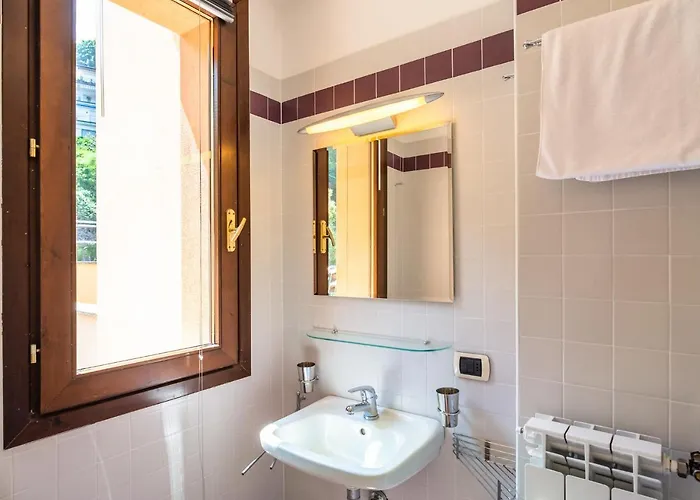 With Terrace And Stunning View 別荘 ストレーザ