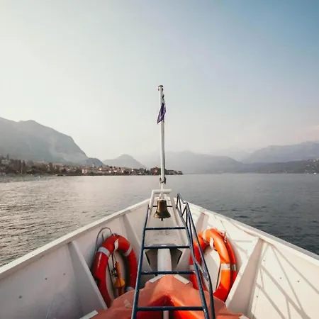 With Terrace And Stunning View بيت للعطل