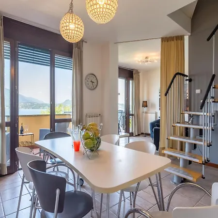 With Terrace And Stunning View ستريزا