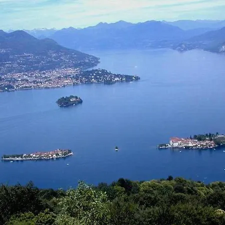 بيت للعطل With Terrace And Stunning View